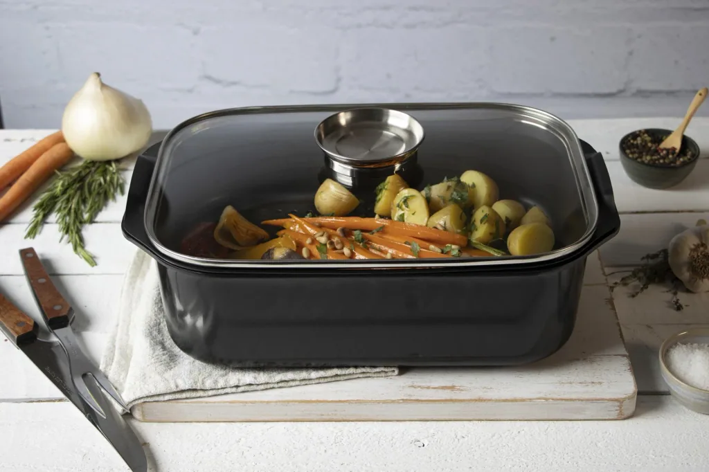 DuoVital ceramic roaster with steaming and cooking insert 7 liters - 2 in 1 with aroma lid