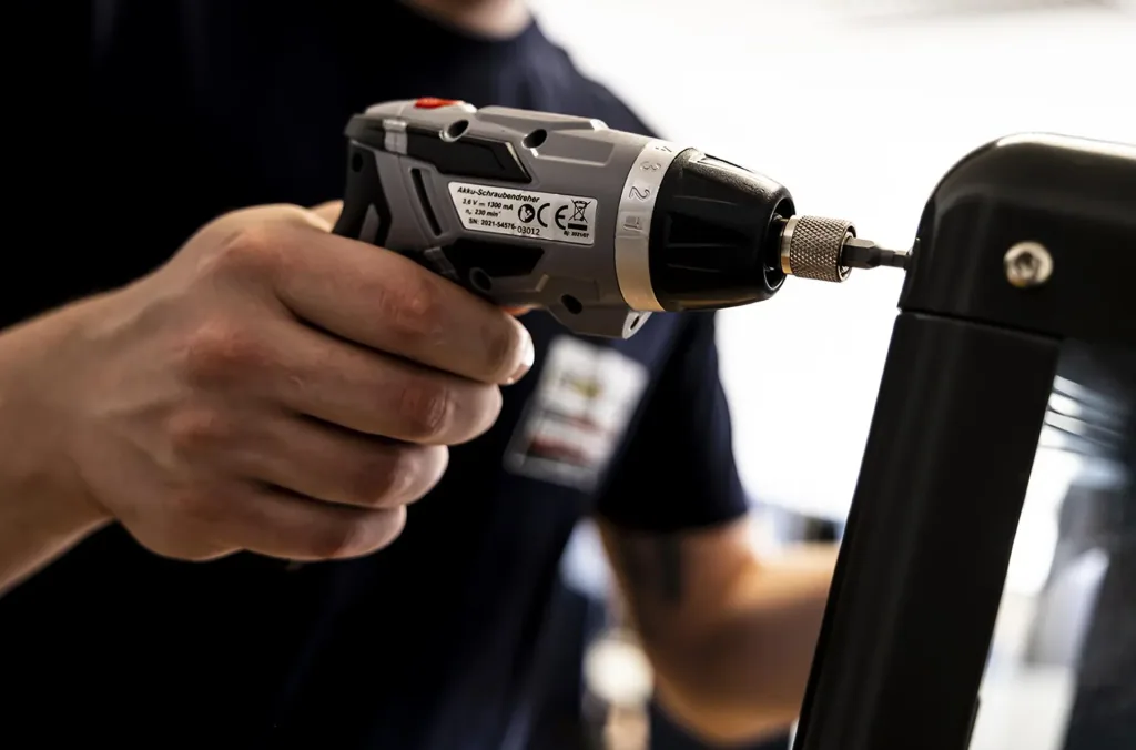 Cordless screwdriver 3.6 V Li Ion