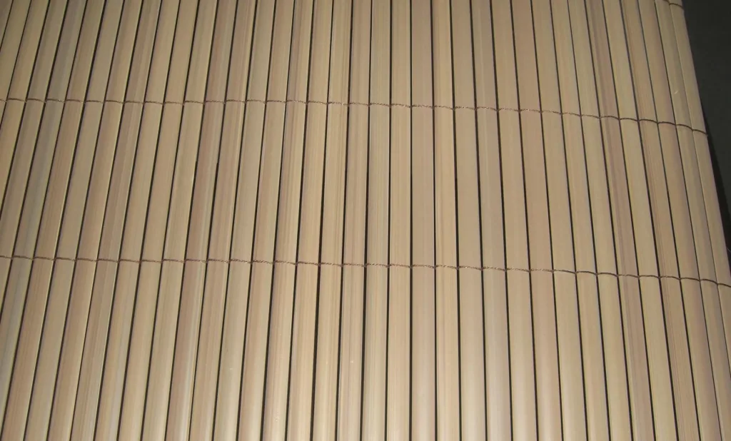 Privacy and wind protection "Brown" 5 m long