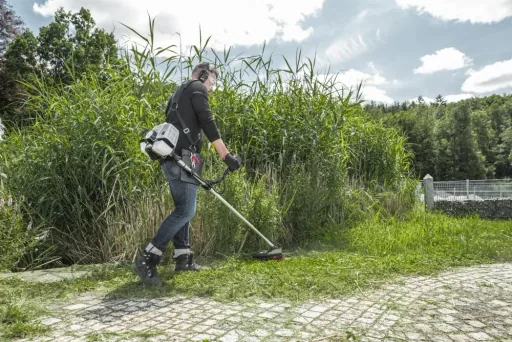 Petrol string trimmer "BC 330 B"