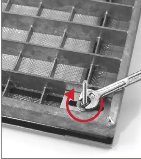 Professional light well cover with aluminum fabric