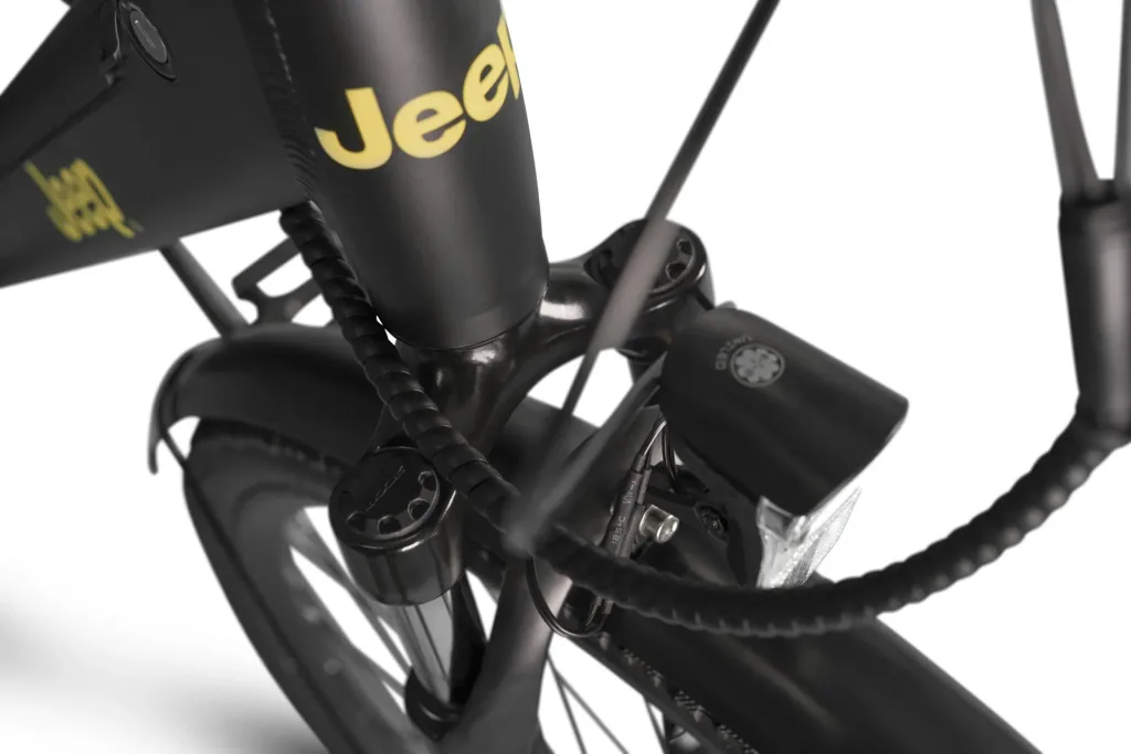 Men's Trekking E-Bike 28 inches, frame size 48 cm, 7-speed derailleur, black, TMR 7000