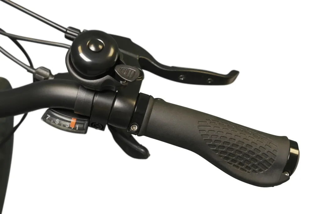 Men's Trekking E-Bike 28 inches, frame size 48 cm, 7-speed derailleur, black, TMR 7000