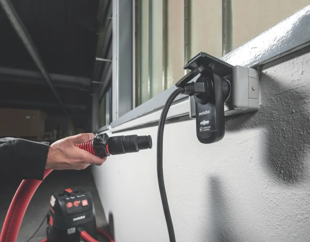 Wireless socket with Start/Stop Set CordlessControl