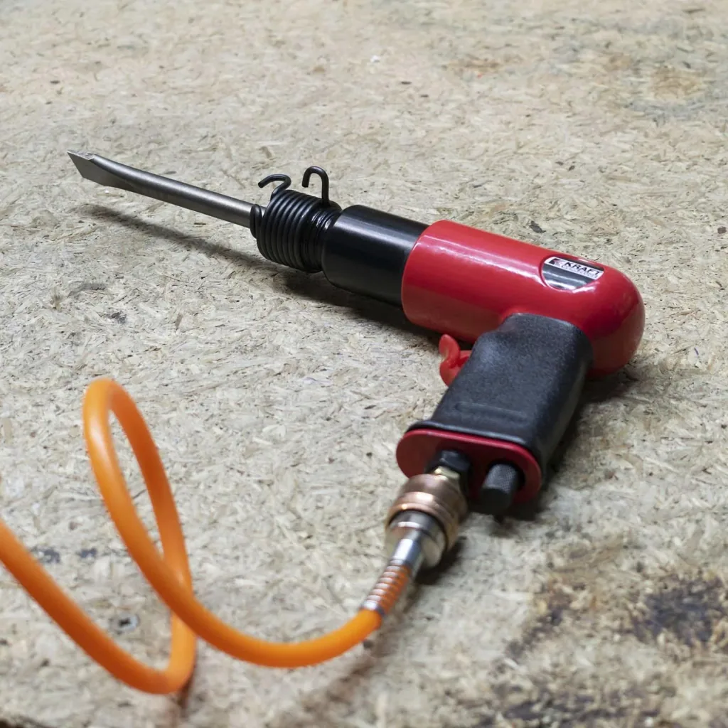 9-piece pneumatic chisel hammer set